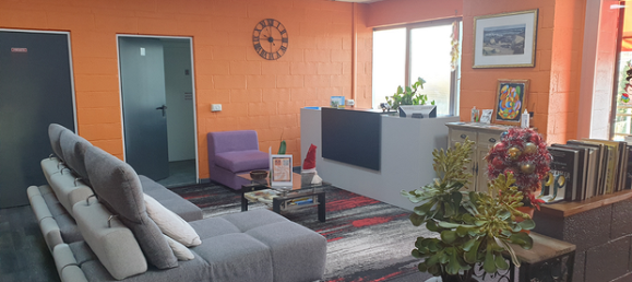 8 rooms Commercial property in Borgomanero, Italy No. 302861 2