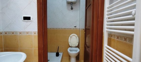 4 rooms Apartment in Frosinone, Italy No. 30560 10
