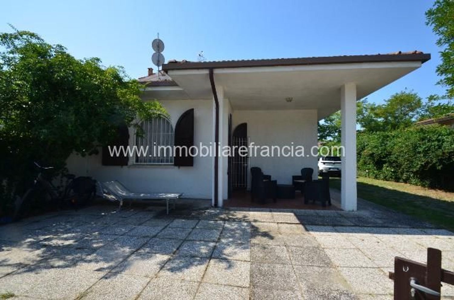 3 bedrooms House in Comacchio, Italy No. 330140