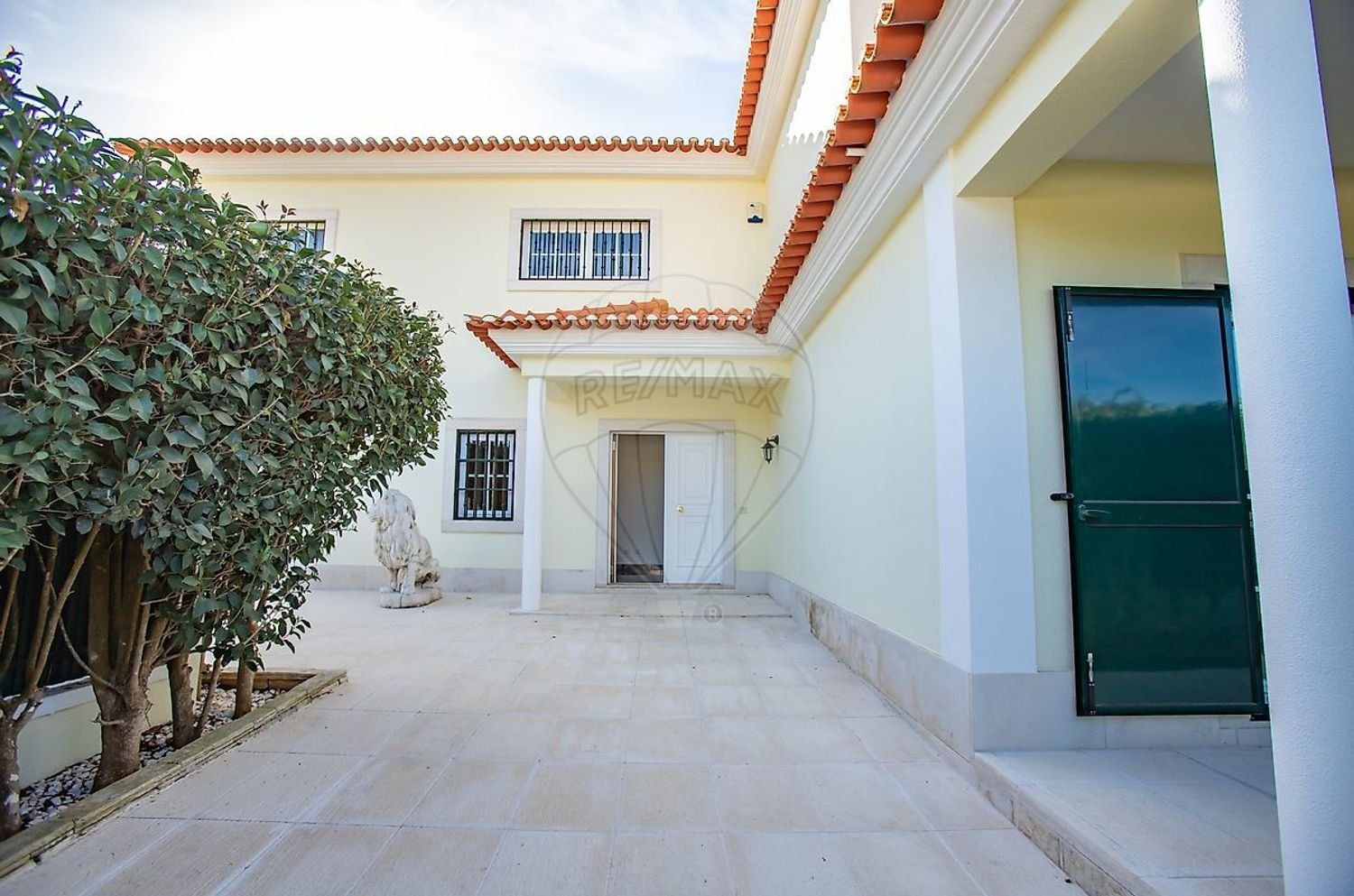 5 bedrooms House in Cascais, Portugal No. 188150