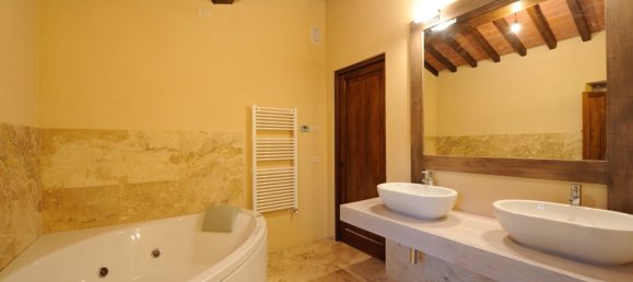 7 bedrooms Villa in Tuoro sul Trasimeno, Italy No. 54193 14