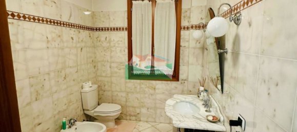 6 غرف نوم فيلا في Ravenna, Italy رقم 349098 17