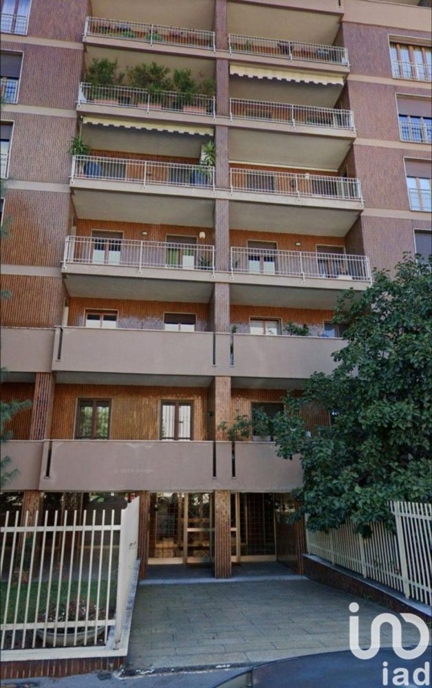 Garaje en Milan, Italy 15 m² No. 287637