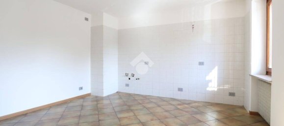 2 bedrooms Apartment in Udine, Italy No. 285349 7