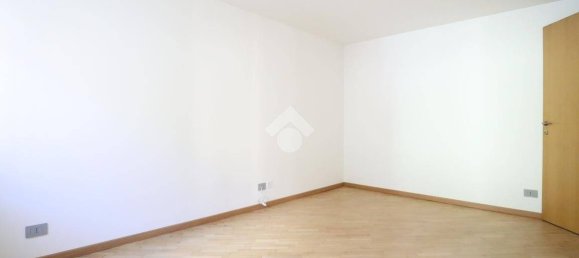 2 bedrooms Apartment in Udine, Italy No. 285349 11