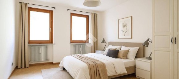 2 bedrooms Apartment in Udine, Italy No. 285349 9