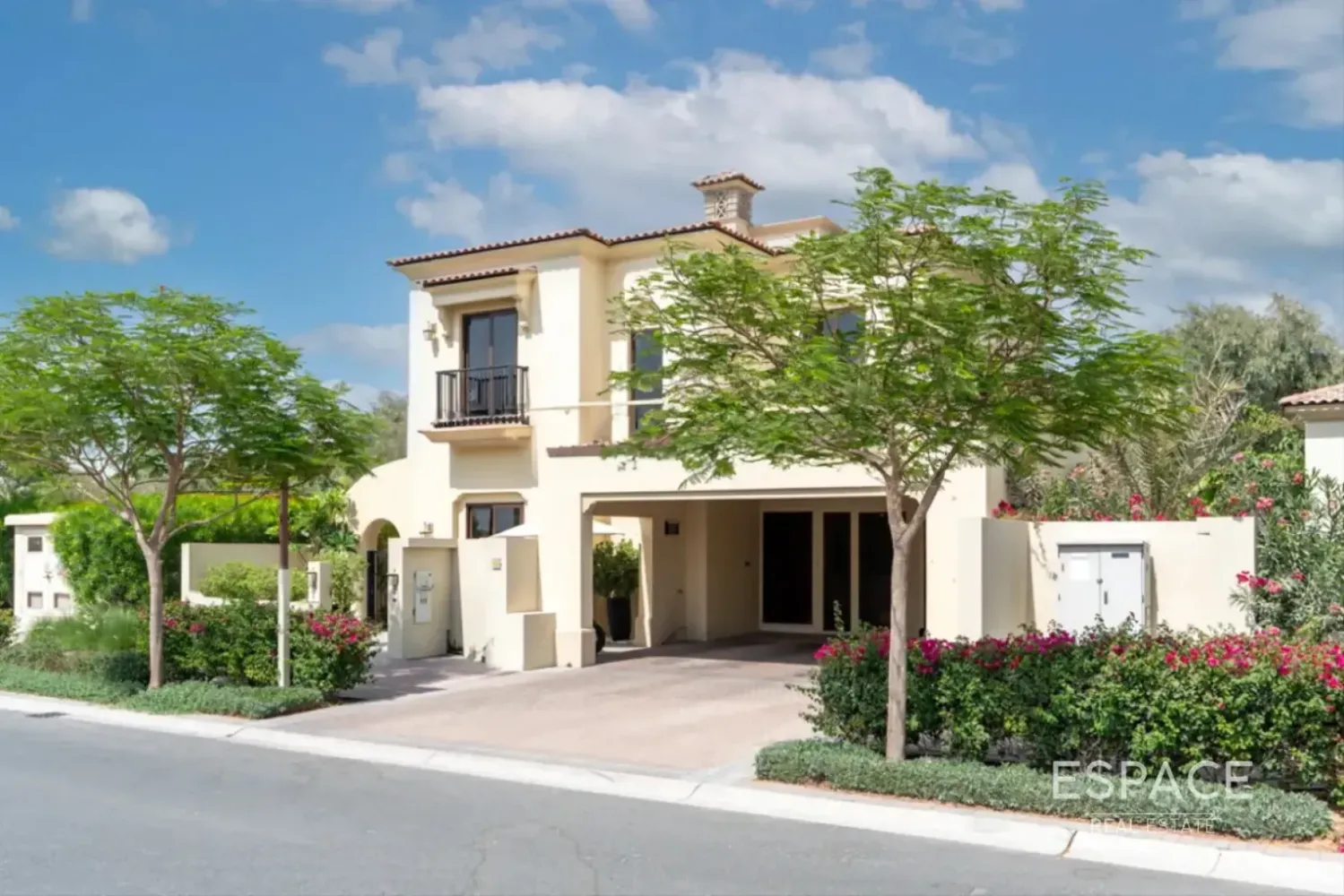 Vivenda T4 em Arabian Ranches, UAE N.º 209378