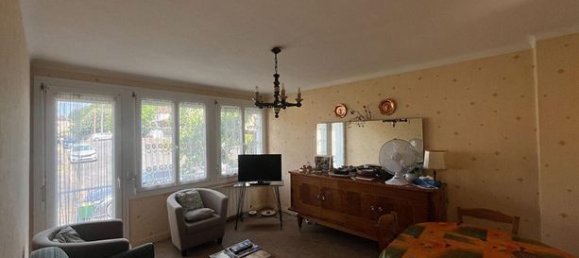 3 bedrooms House in Figeac, France No. 306977 4