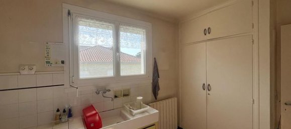 3 bedrooms House in Figeac, France No. 306977 9