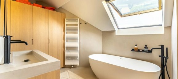 5 bedrooms Villa in Ville-d'Avray, France No. 172701 14