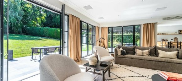 5 bedrooms Villa in Ville-d'Avray, France No. 172701 4