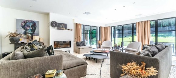 5 bedrooms Villa in Ville-d'Avray, France No. 172701 2