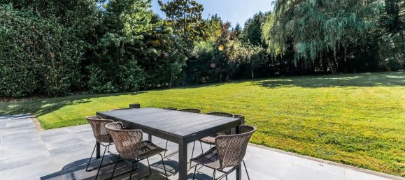 5 bedrooms Villa in Ville-d'Avray, France No. 172701 10