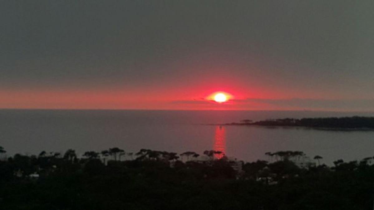 Apartamento de 3 dormitorios en Maldonado, Uruguay No. 6092