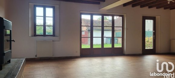 5 bedrooms House in Saint-Amand-Montrond, France No. 246908 8