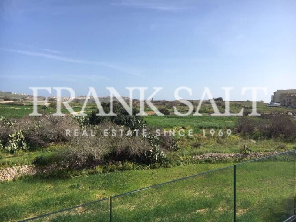 3 bedrooms Apartment in Ghajnsielem, Malta No. 5766