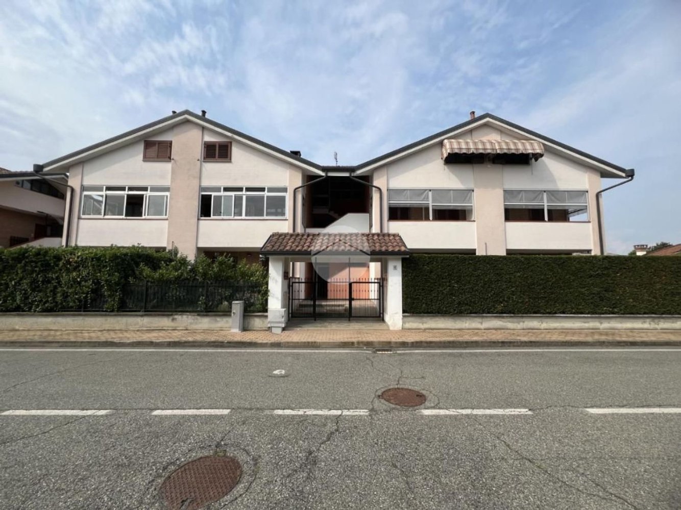 5 rooms Apartment in Borgaro Torinese, Italy No. 305249