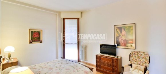 3 rooms Apartment in Como, Italy No. 238233 10