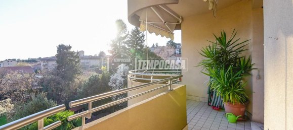 3 rooms Apartment in Como, Italy No. 238233 7