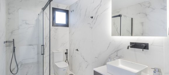 Villa de 5 dormitorios en Marbella, Spain No. 41214 25