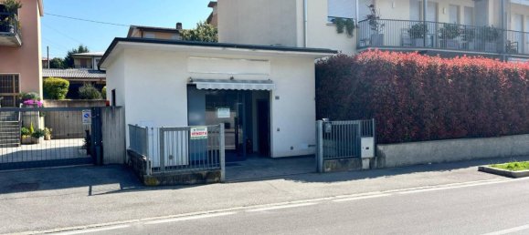 Imóvel comercial de 1 divisão em Torre Boldone, Italy N.º 138361 3