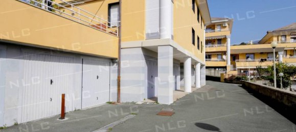 Apartamento de 5 habitaciónes en Lavagna, Italy No. 107900 17