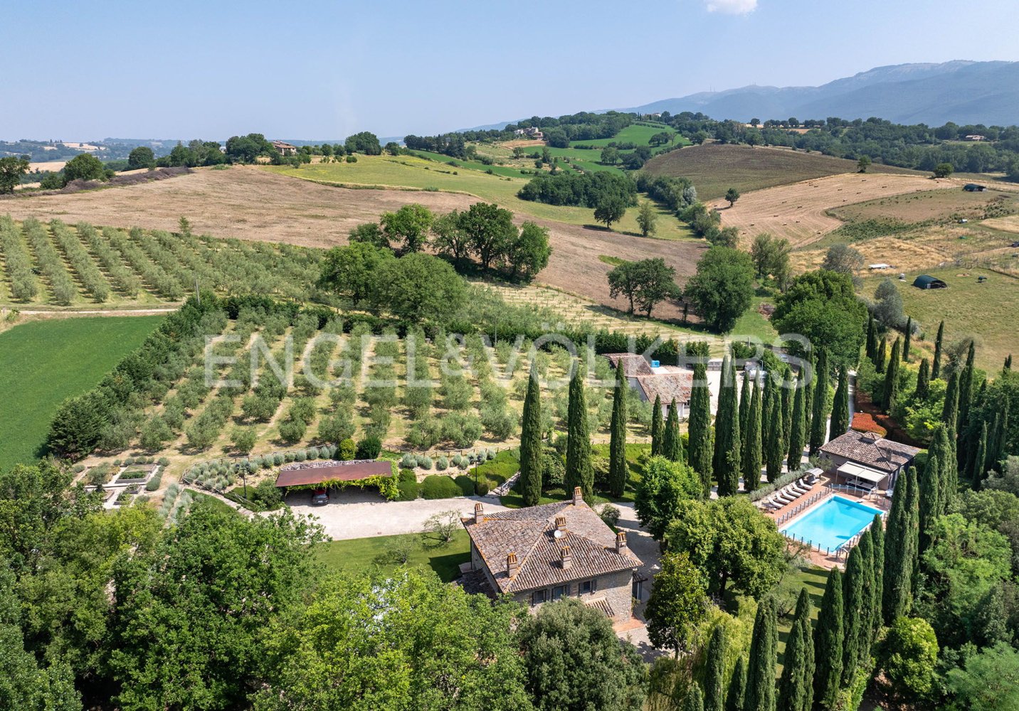 5 bedrooms House in Massa Martana, Italy No. 131344