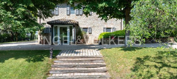 5 bedrooms House in Massa Martana, Italy No. 131344 9