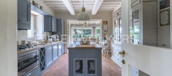 5 bedrooms House in Massa Martana, Italy No. 131344 13