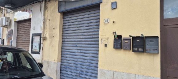  عقار تجاري في Palermo, Italy 40متر مربع رقم 39075 2
