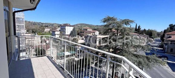 7 bedrooms House in Falerone, Italy No. 310297 4