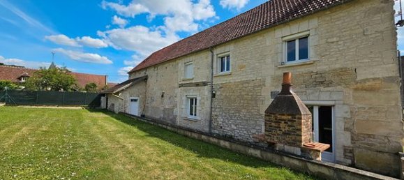 6 bedrooms House in Bury, France No. 312891 2