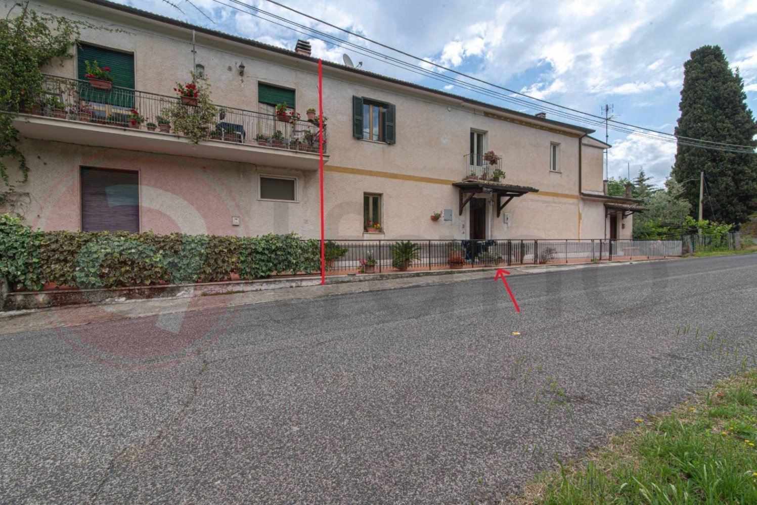 3 bedrooms House in Arpino, Italy No. 77613