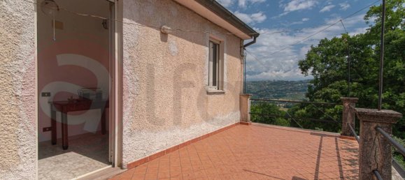 3 bedrooms House in Arpino, Italy No. 77613 34