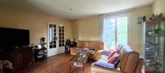 4 bedrooms House in Epernon, France No. 154132 3