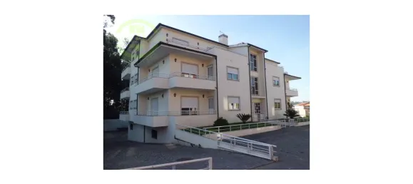 Lagerhaus in Lousada, Portugal 292m², Nr. 36035 2