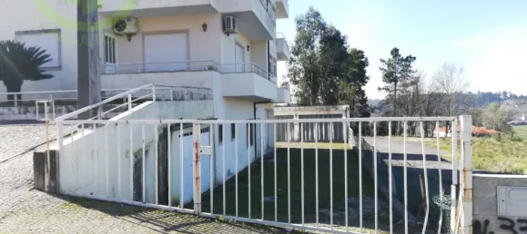 Lagerhaus in Lousada, Portugal 292m², Nr. 36035 4