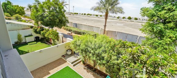 3 bedrooms Townhouse in Town Square, UAE No. 28960 14