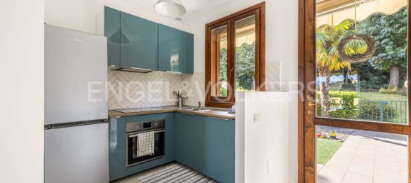 Квартира с 2 спальнями в Бреццо ди Бедеро, Италия № 109291 19