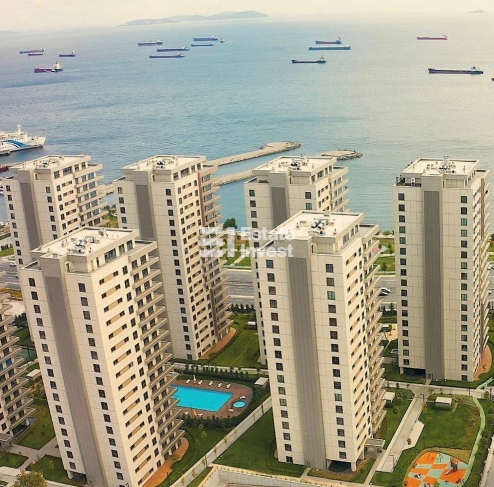 Apartment 4+2 in Istanbul, Turkey No. 26086