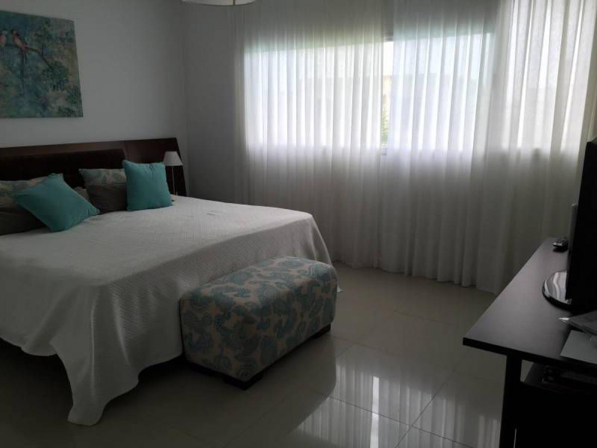 4 bedrooms House in Tigre, Argentina No. 5077