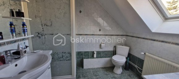 5 bedrooms House in Saint-Apollinaire, France No. 194175 10