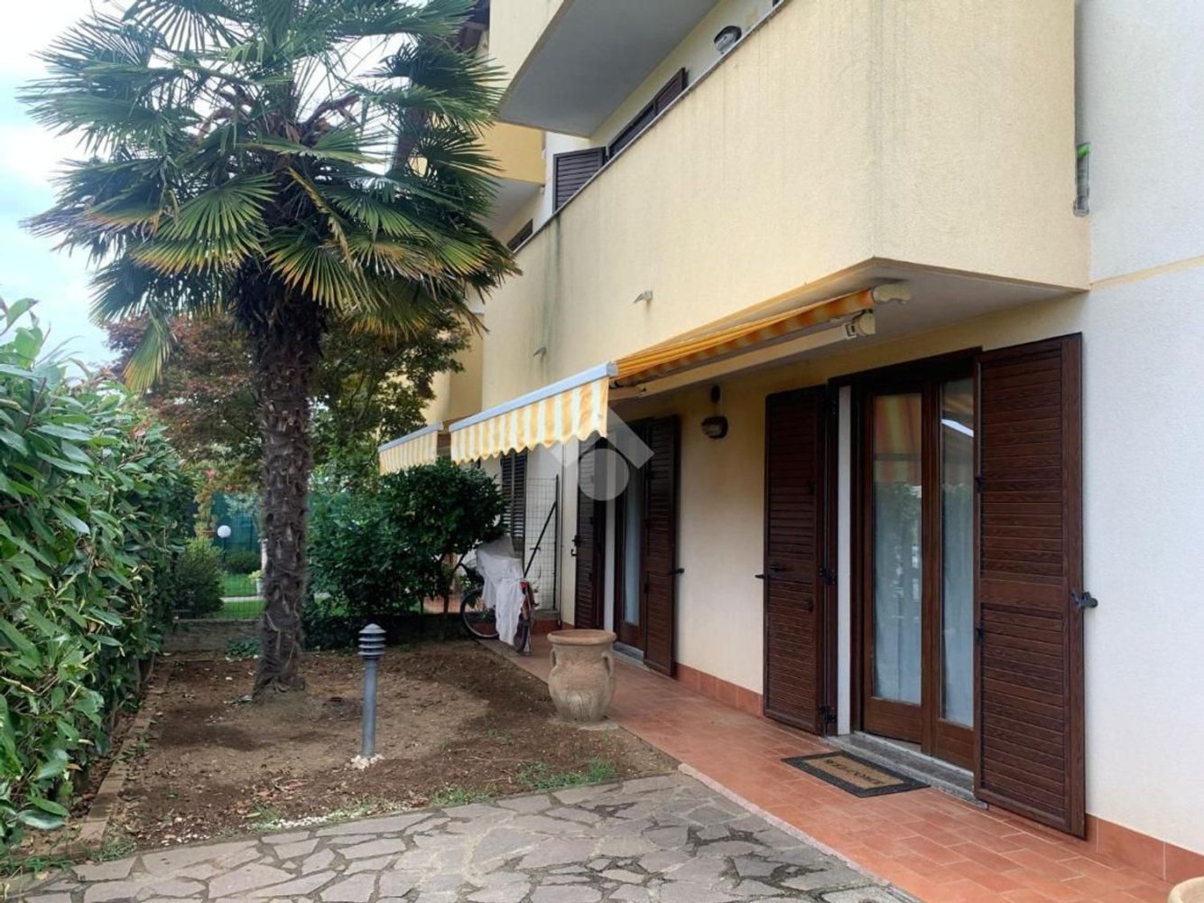 4-salle Maison à Ferno, Italy No. 334212