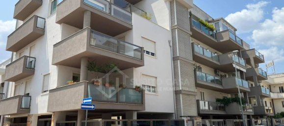 3 rooms Apartment in Casamassima, Italy No. 146595 13