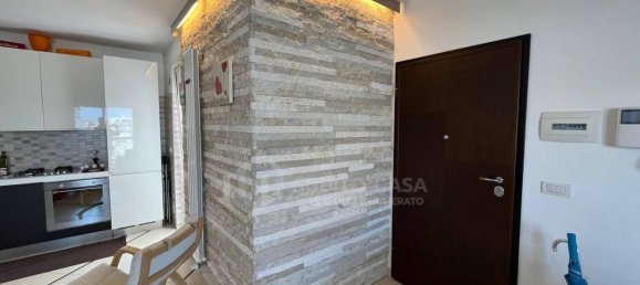 3 rooms Apartment in Casamassima, Italy No. 146595 2