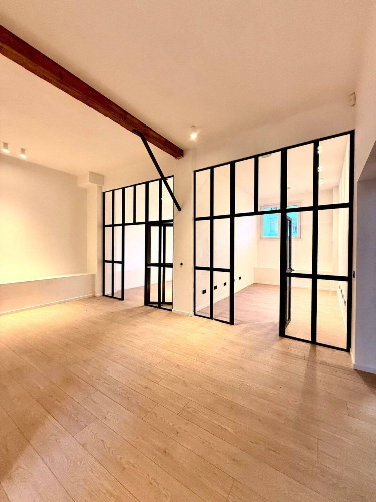 Studio in Cannes, France No. 331806