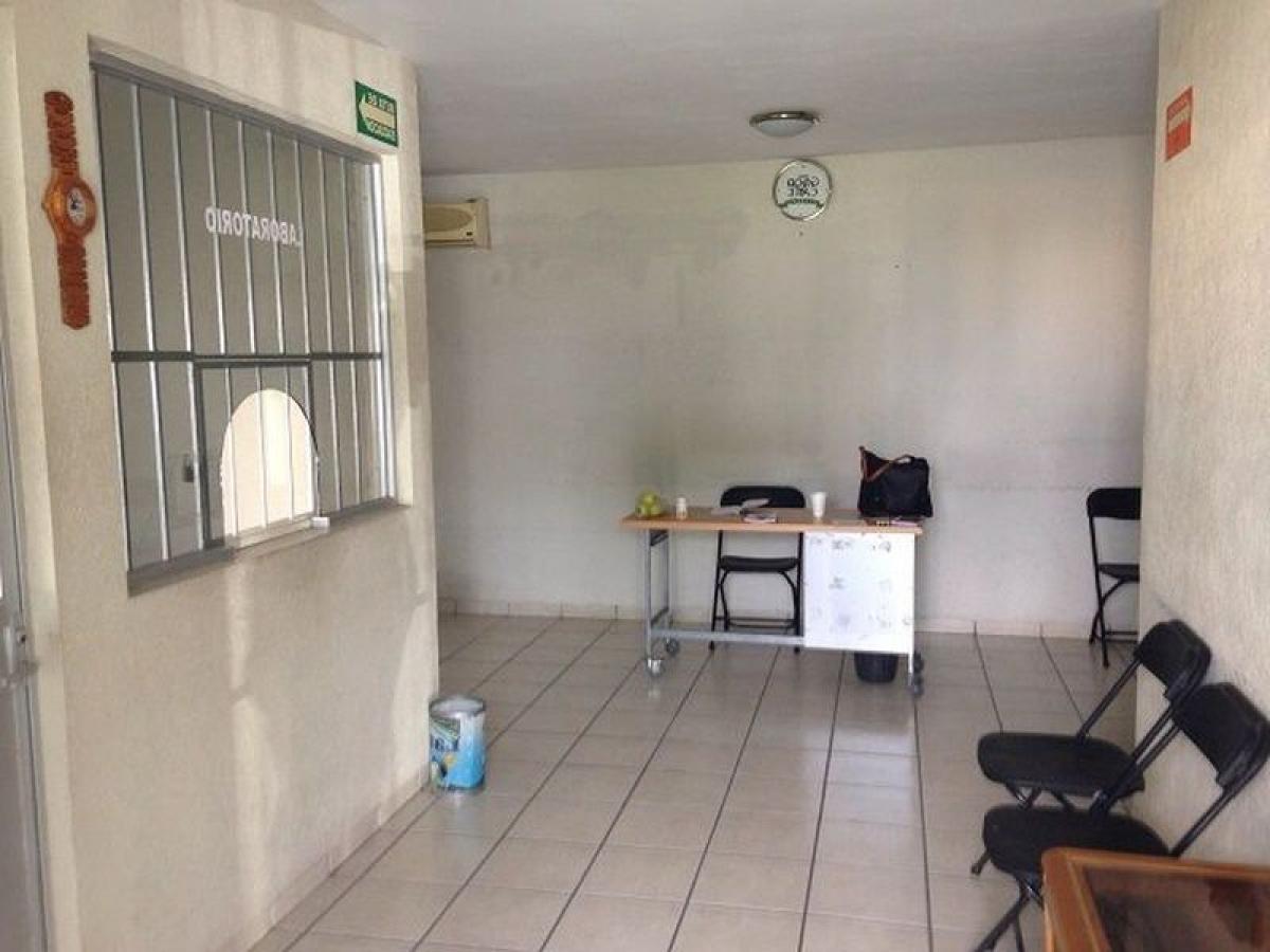 300m² Office in Veracruz, Mexico No. 201826