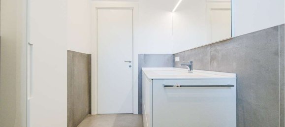 3 rooms Apartment in Milan, Italy No. 286370 45