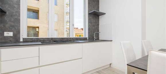 3 rooms Apartment in Milan, Italy No. 286370 9