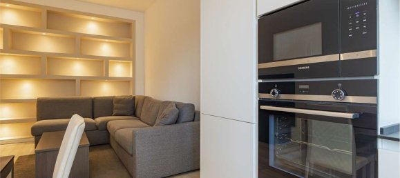 3 rooms Apartment in Milan, Italy No. 286370 6